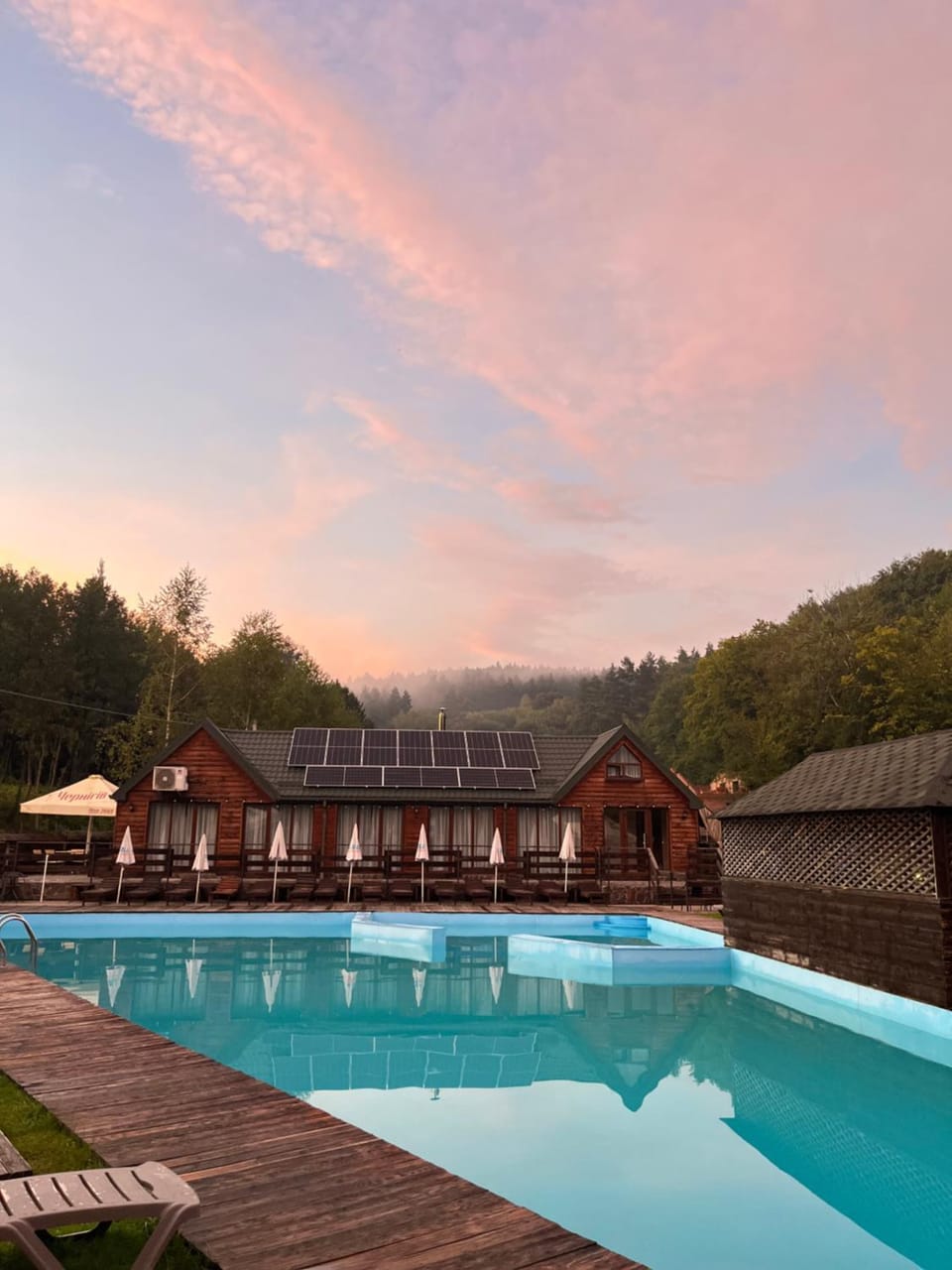 Day, Pool view, Swimming pool, sunbed