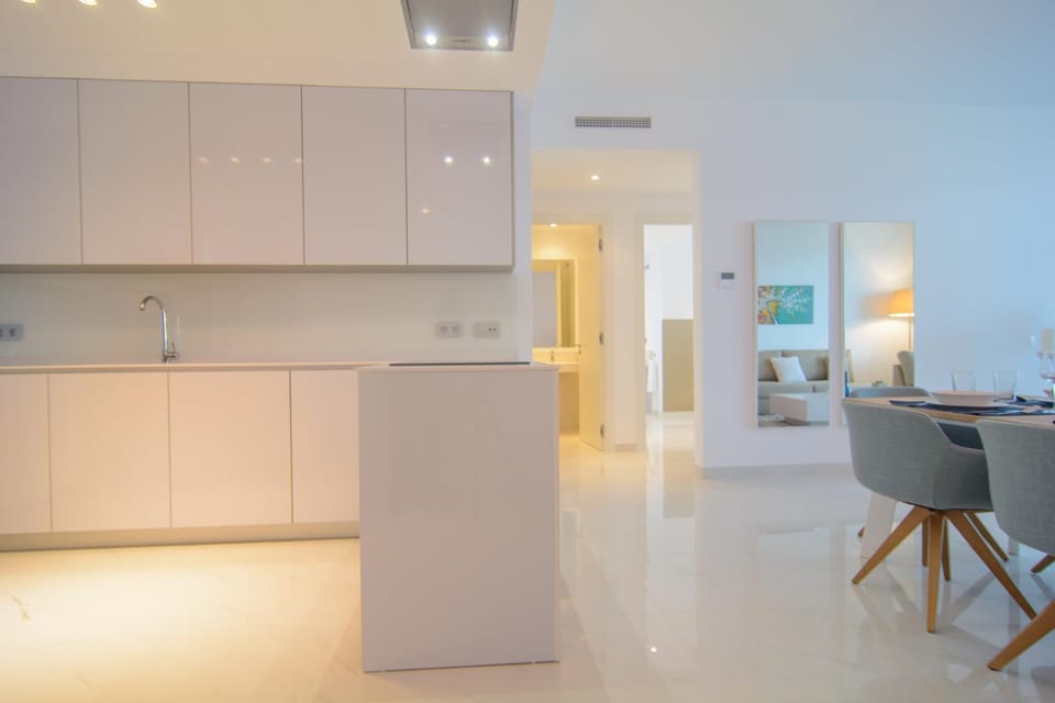 Kitchen or kitchenette, Living room, Dining area