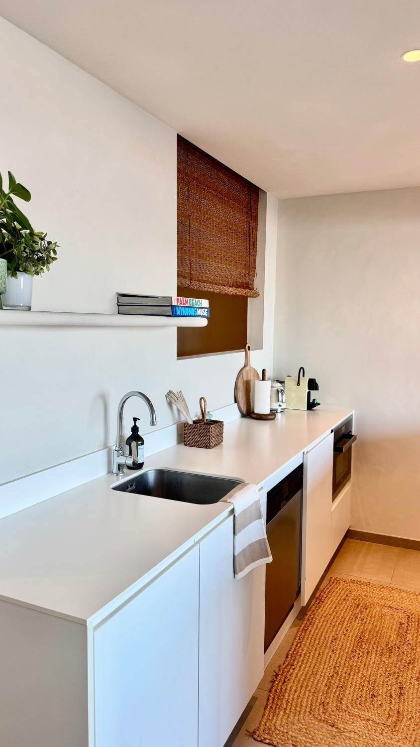 Kitchen or kitchenette, kitchen, kitchen