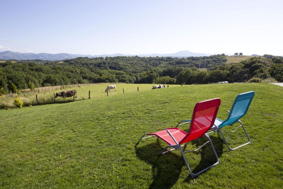 Maison au calme avec vue sur les Montagnes House in French Basque Country