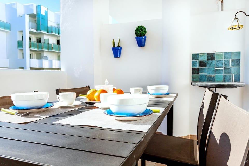 Balcony/Terrace, Dining area