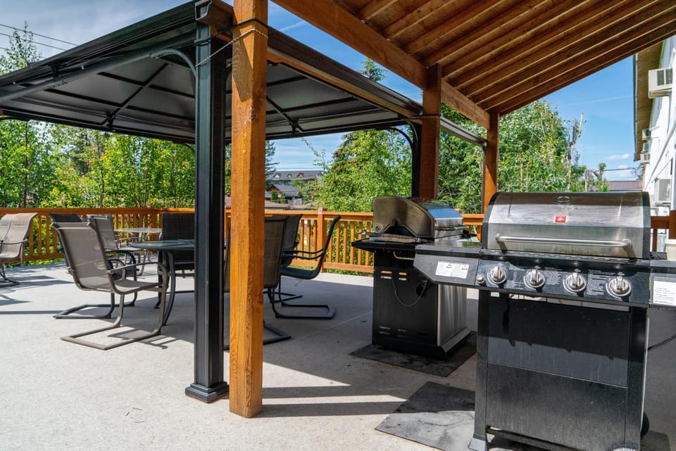BBQ facilities, Balcony/Terrace