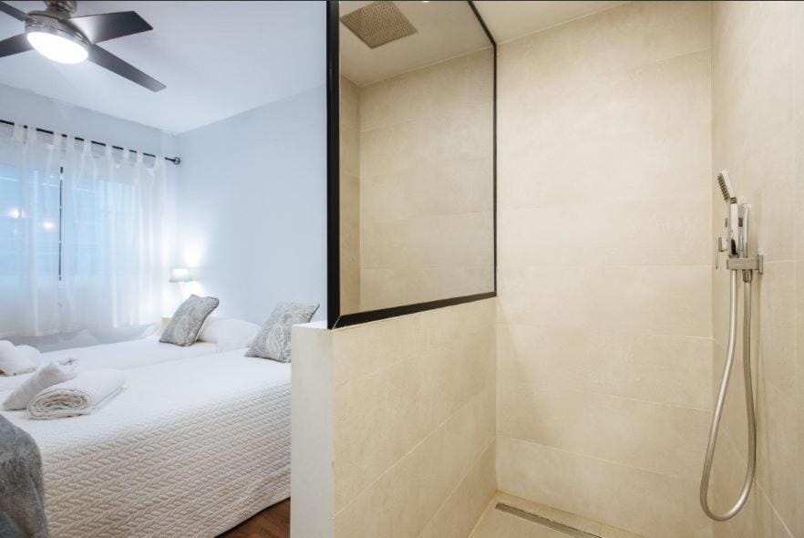 DreamsApt Sagasta Apartment in Seville