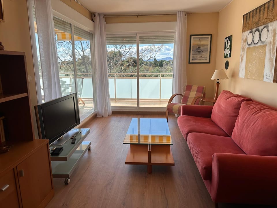 Apartamentos Llobregat Apartment in Cambrils