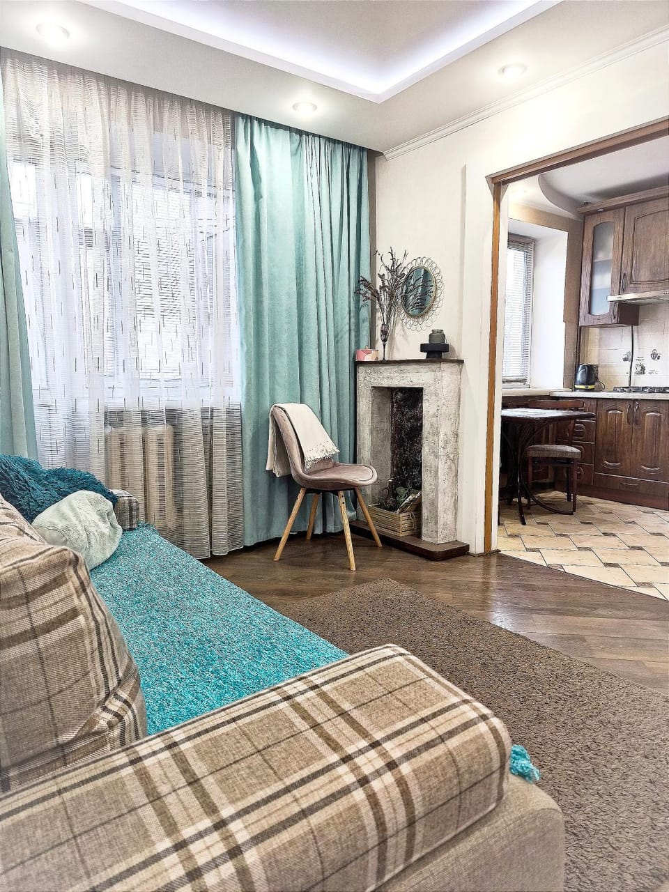 Бирюзовый стиль Apartment in Ukraine