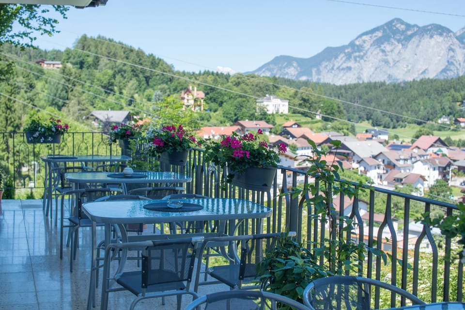 View (from property/room), Balcony/Terrace