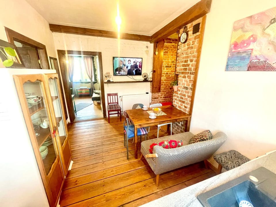 Apartament Do Zobaczenia Olsztyn Miejsce Nieidealne Apartment in Poland