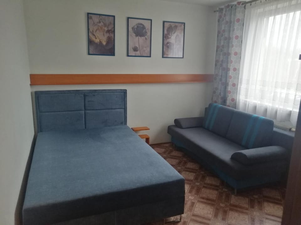 Apartament z 3 sypialniami - bezpłatny parking Apartment in Masovian Voivodeship
