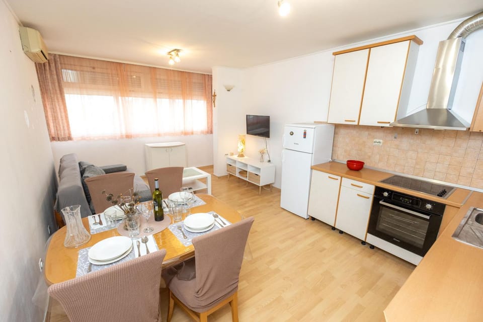 Living room, Seating area, Dining area, Communal kitchen, minibar, pet friendly, stove