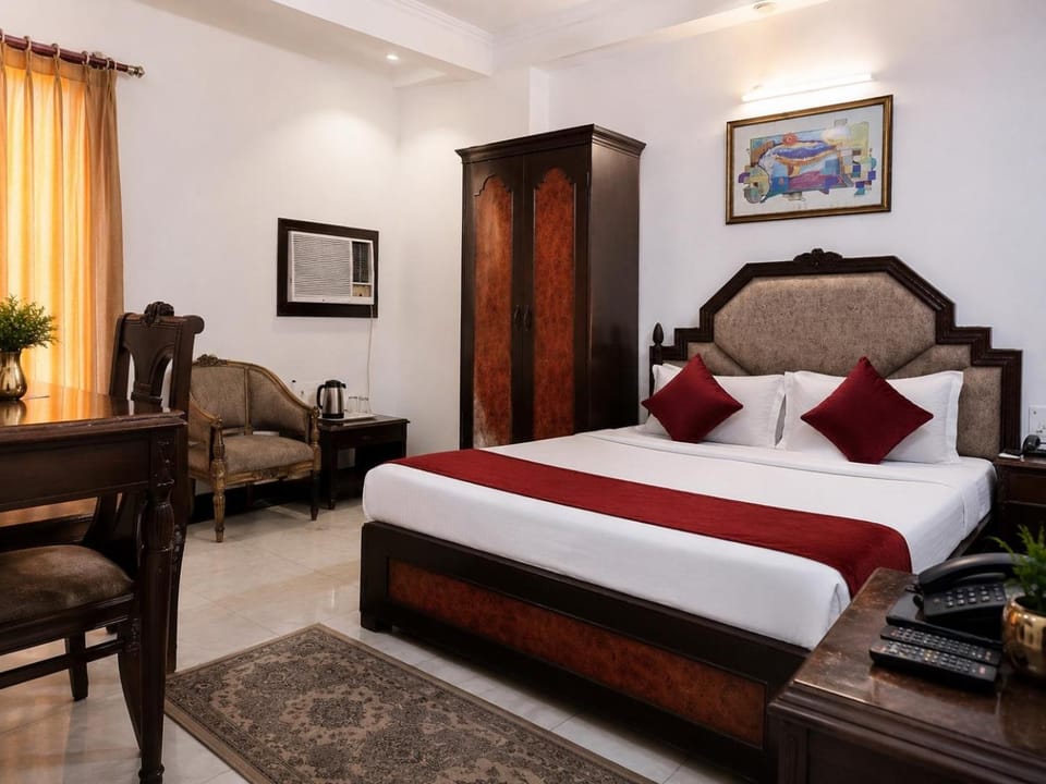 Hotel Sunshine - Karol Bagh Budget Stay at New Delhi Hotel in Delhi