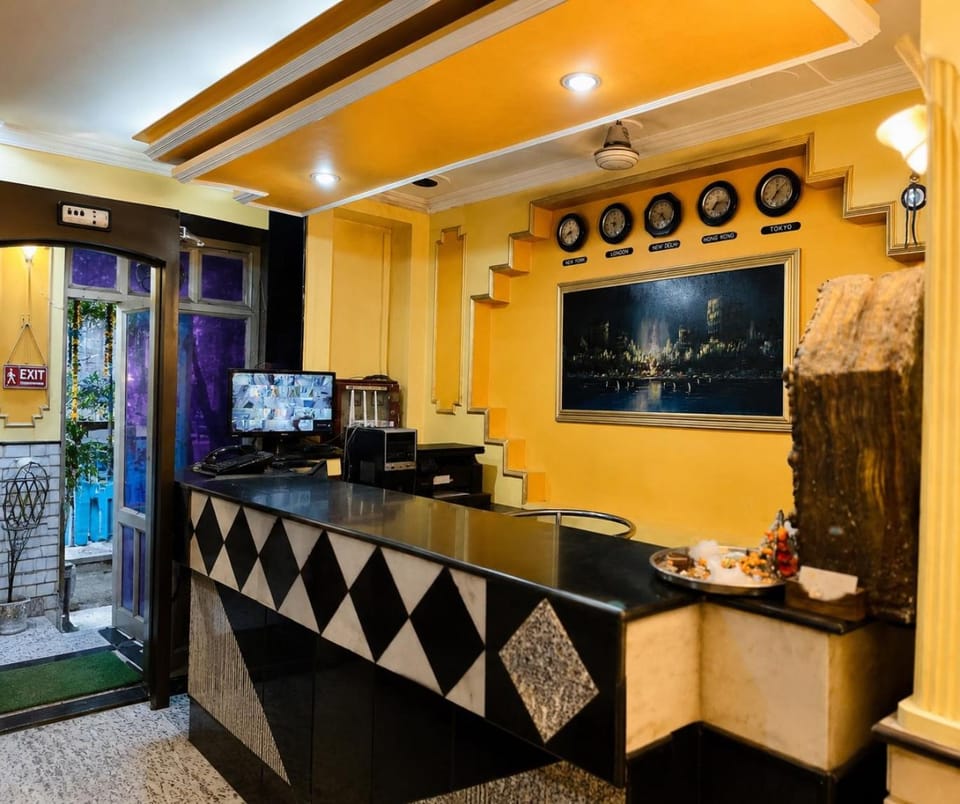 Hotel Sunshine - Karol Bagh Budget Stay at New Delhi Hotel in Delhi