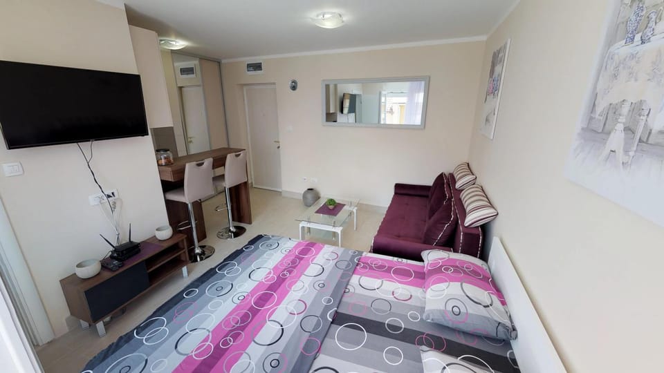 Living room, Bedroom