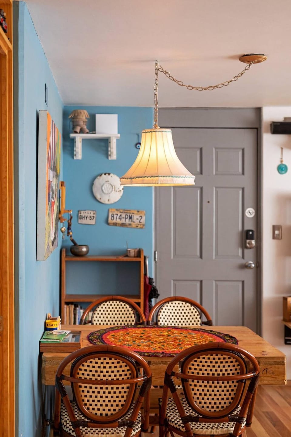 Seating area, Dining area