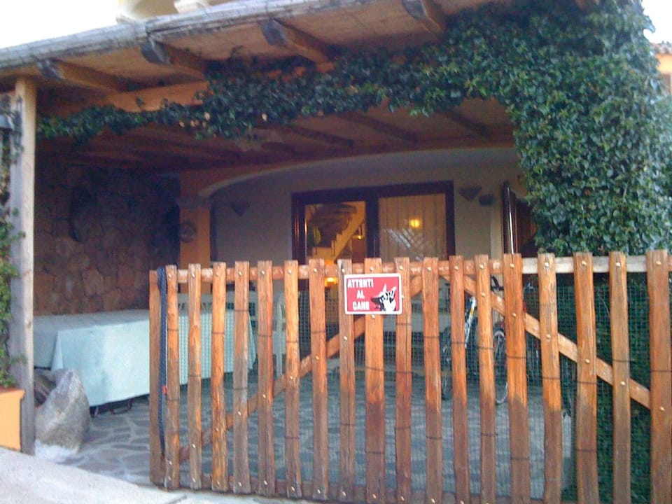 Garden, Seating area