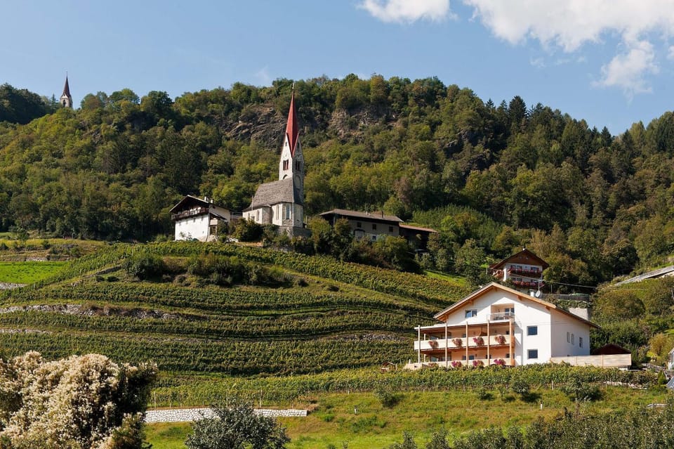 Property building, Natural landscape, Area and facilities