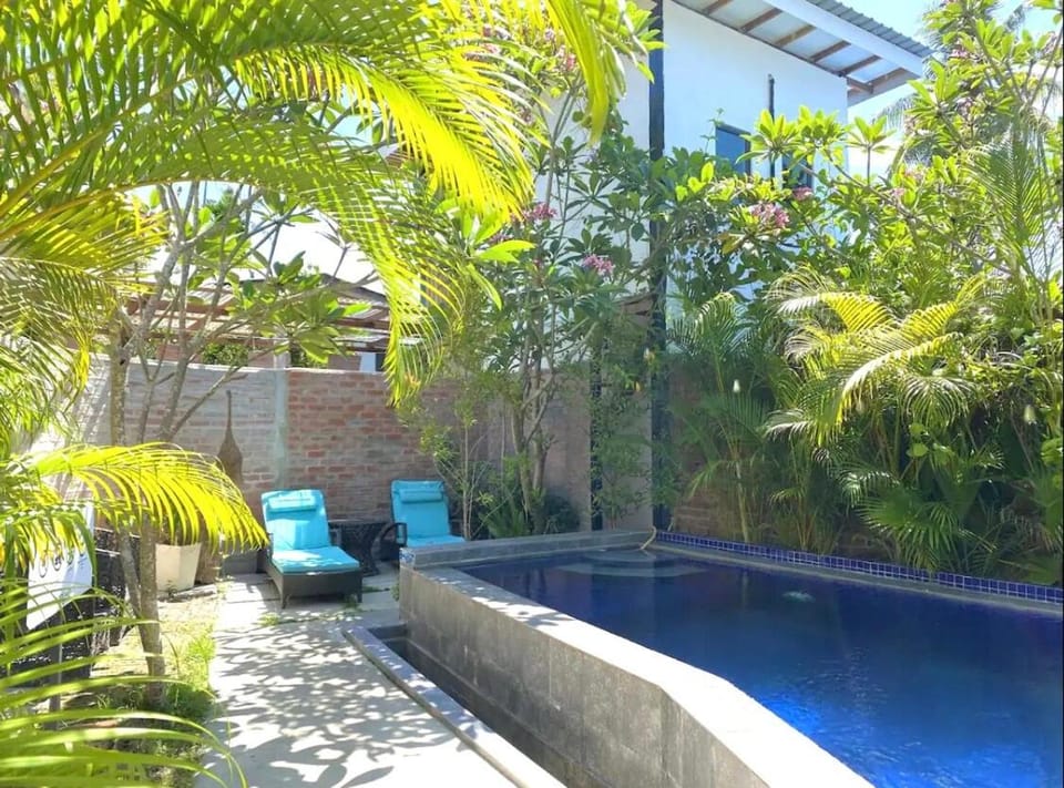 TRV Cozy Couple Retreat Open Dip Pool 5 Min Walk to Beach House in Kedah