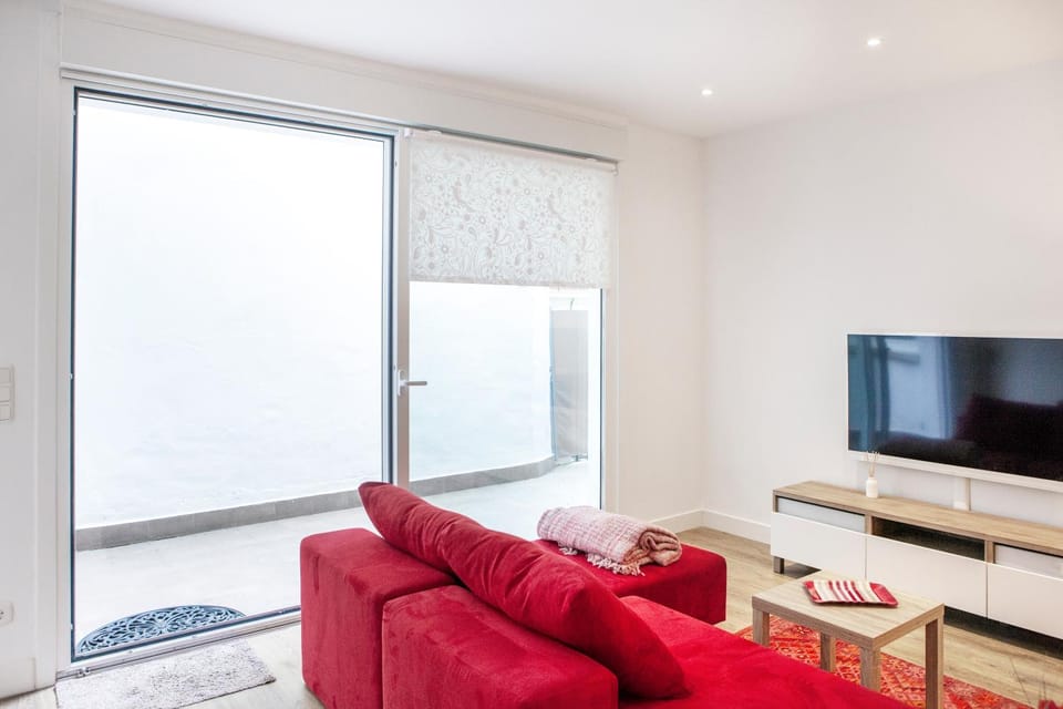 Communal lounge/ TV room, Living room