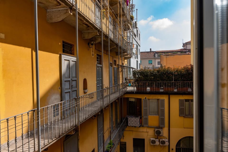 Property building, Inner courtyard view