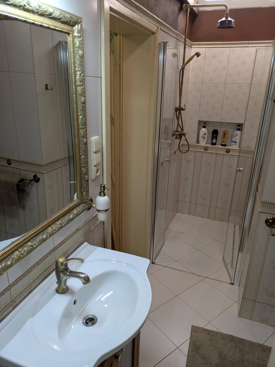 Shower, Bathroom