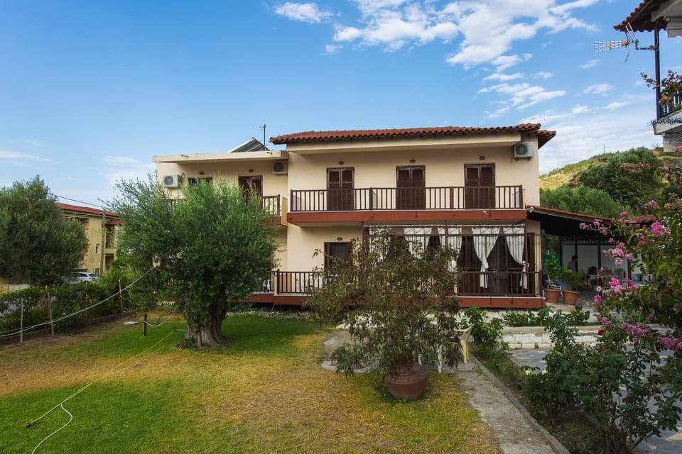 Property building, Garden