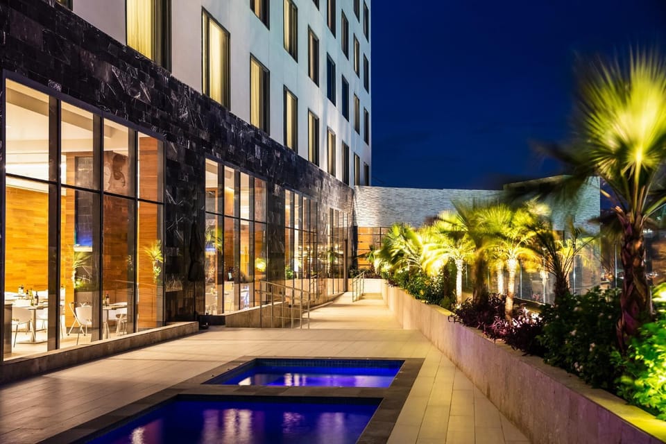 Swimming pool