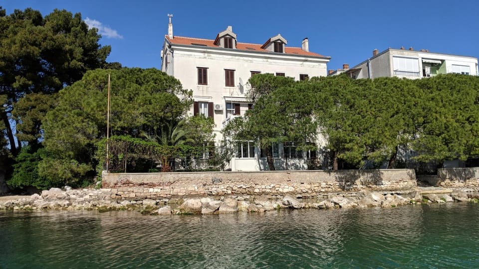 SeaFront Beach Apartment - DIRECTLY AT THE BEACH Apartment in Zadar