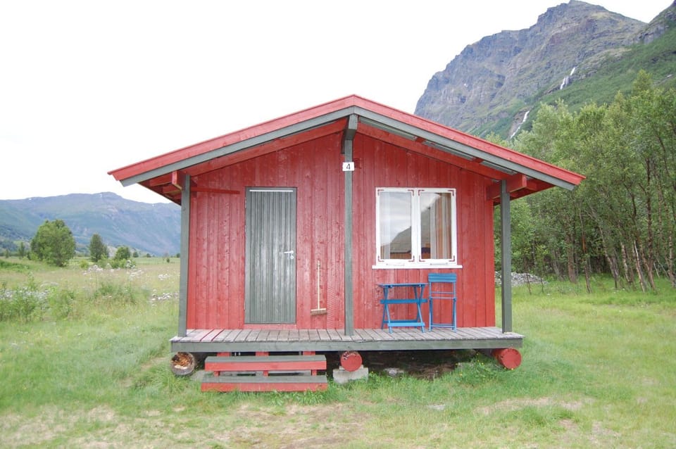 Basecamp Birtavarre Campground/ 
RV Resort in Troms Og Finnmark