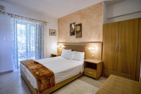 Maik Apartments Apartment in Halkidiki