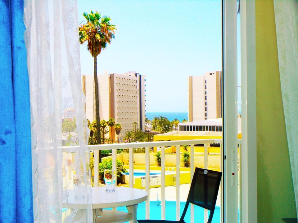 Balcony/Terrace, Pool view