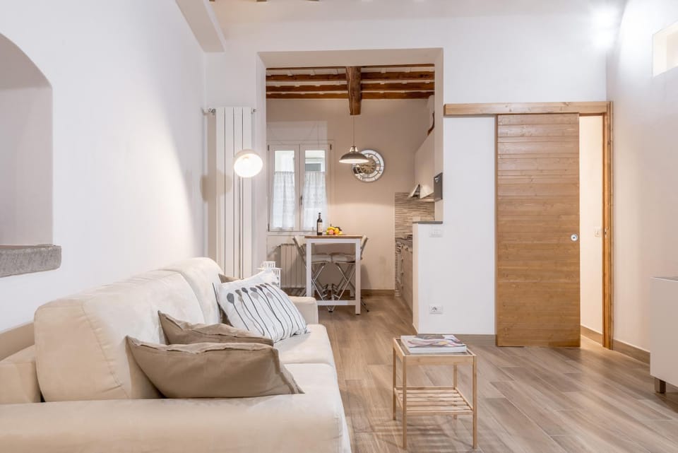 Kitchen or kitchenette, Living room, Seating area