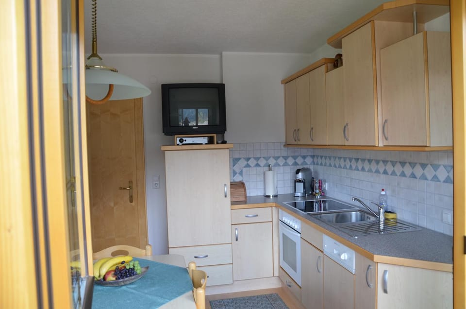 Food and drinks, Family