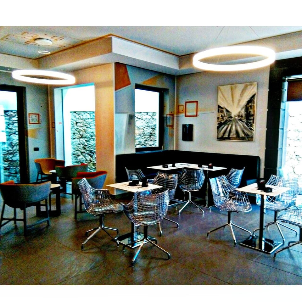 Lounge or bar