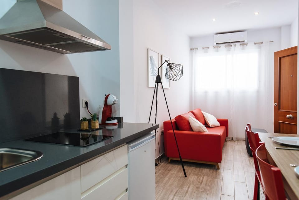 Hostly O'DONNELL B Center-Fibre-Parking Op-CLess Apartment in Seville