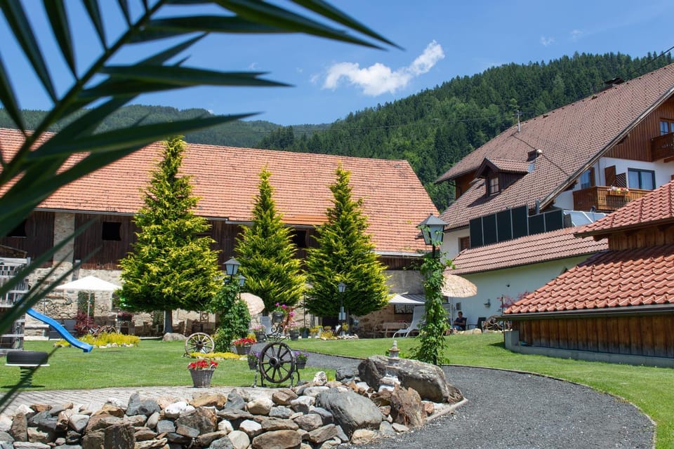 Garden, Inner courtyard view