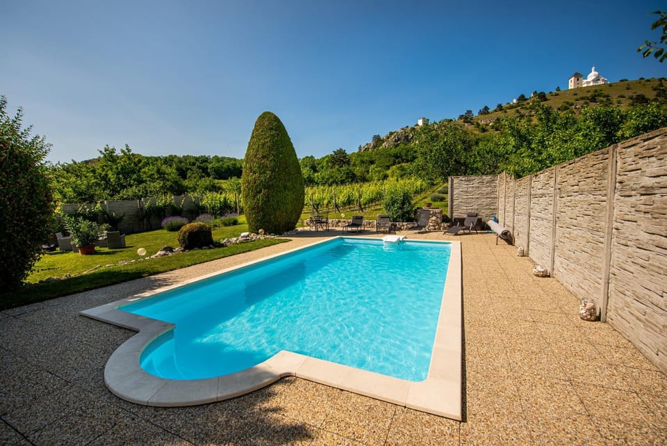 Pod Svatým kopečkem Vacation rental in South Moravian Region