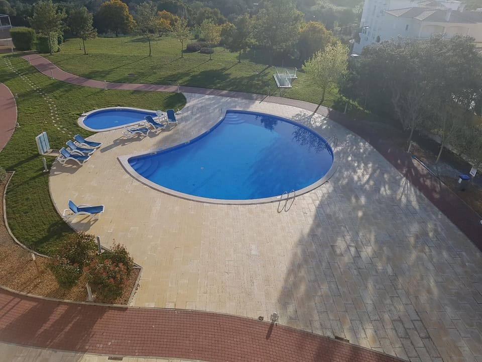 Swimming pool, Sunrise
