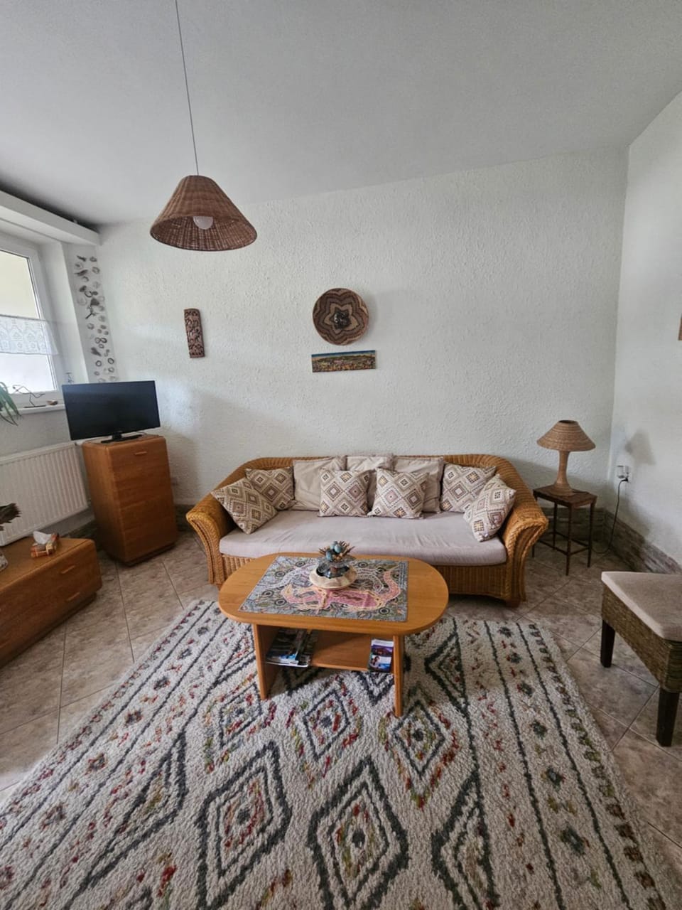 Communal lounge/ TV room