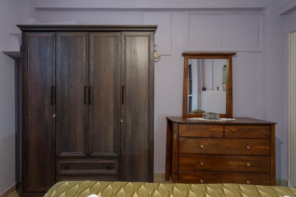 Toilet, wardrobe