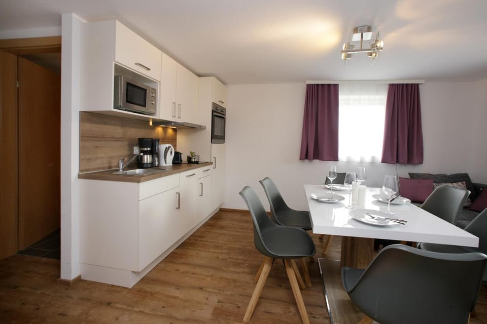 Edelweiss Lake Apartments Zell am See Apartment in Zell am See