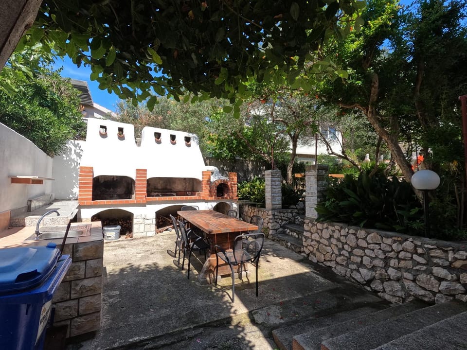 Apartmani Daniela Apartment in Lika-Senj County