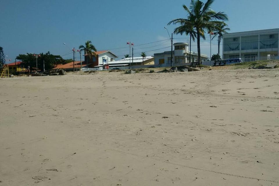CASA - FRENTE PARA O MAR House in Itanhaém