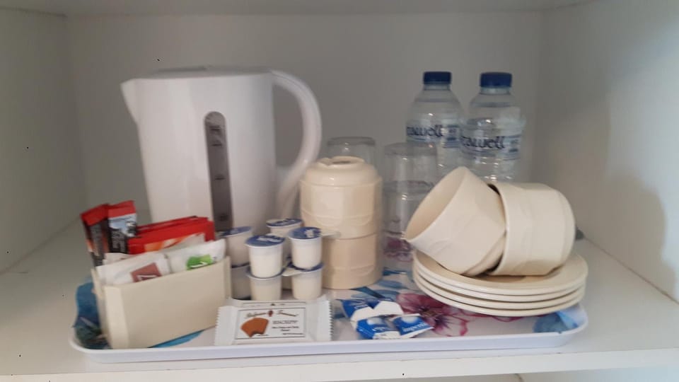 Coffee/tea facilities, Drinks, Non alcoholic drinks