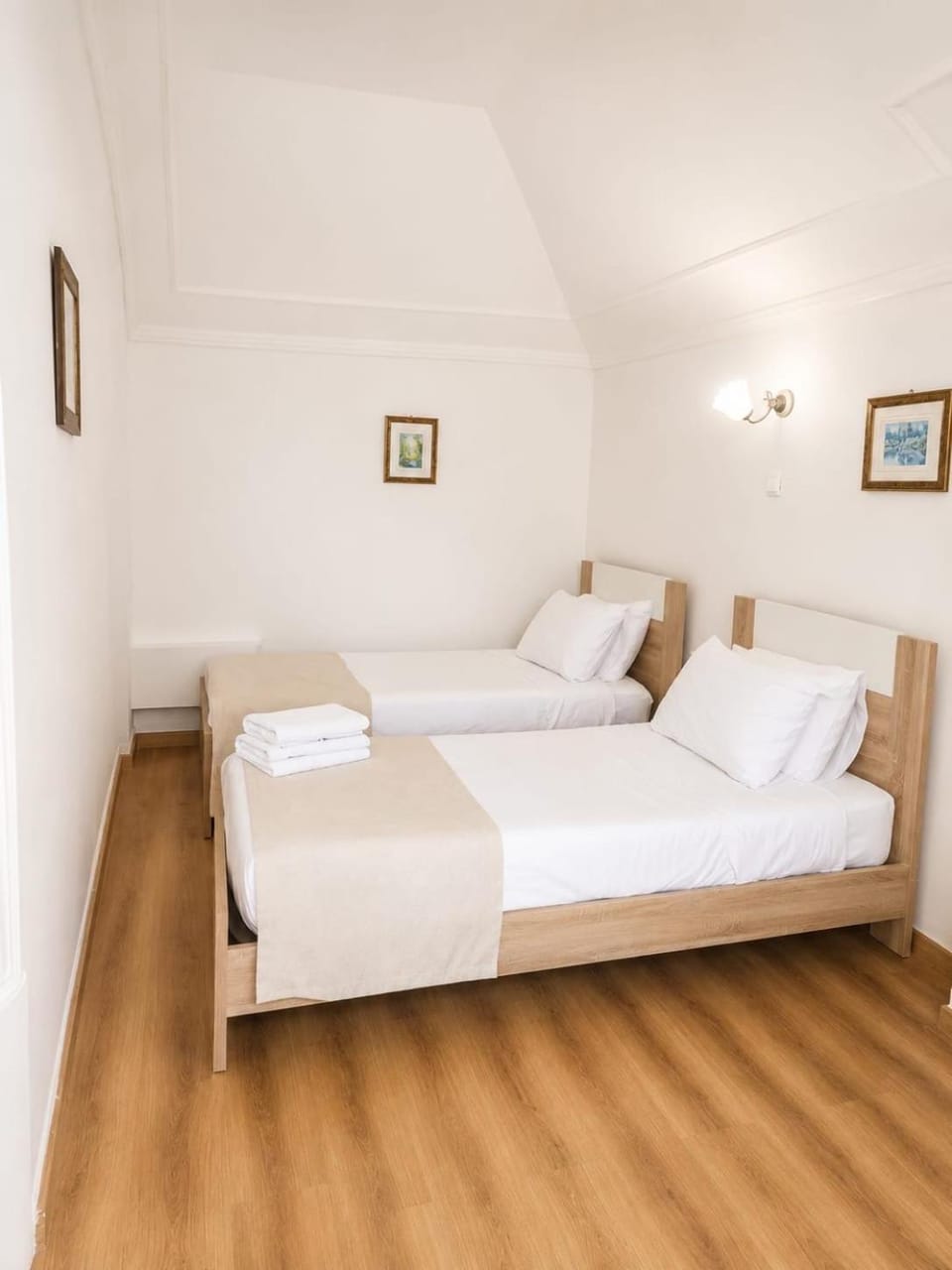 Central Guest House Bed and Breakfast in Coimbra District, Portugal
