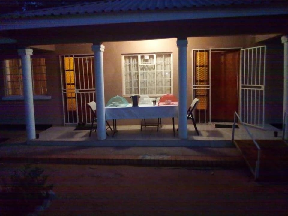 Patio, Facade/entrance, View (from property/room)
