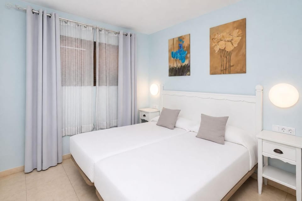 GuestReady - Retreat with Pool and Garden Views Apartment in Corralejo