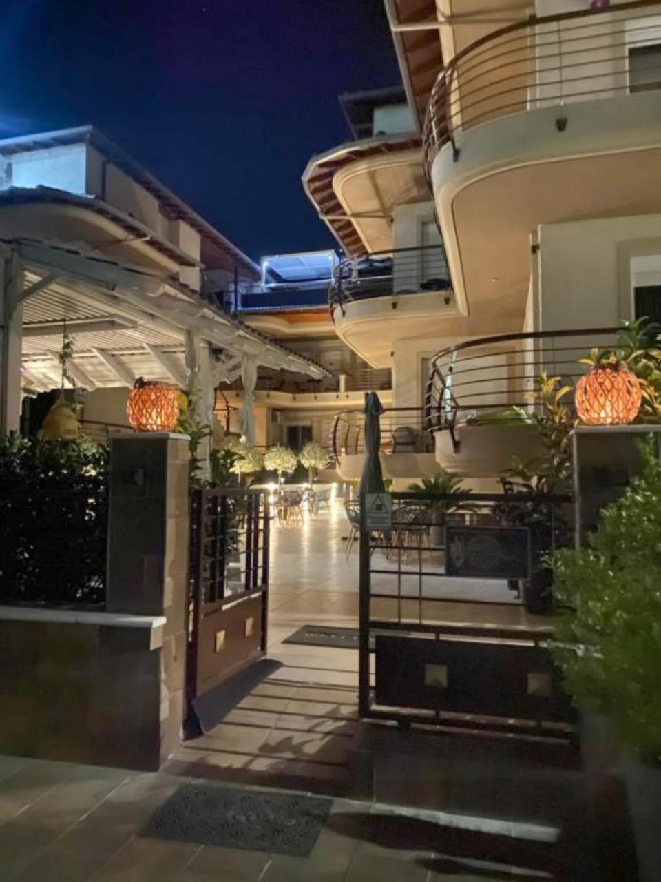 Property building, Night