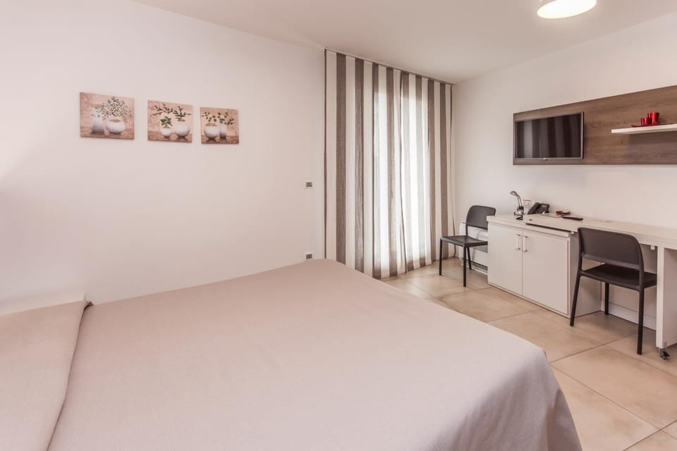 Hotel Ristorante Cigno - Camere and Aparthotel Hotel in Friuli-Venezia Giulia
