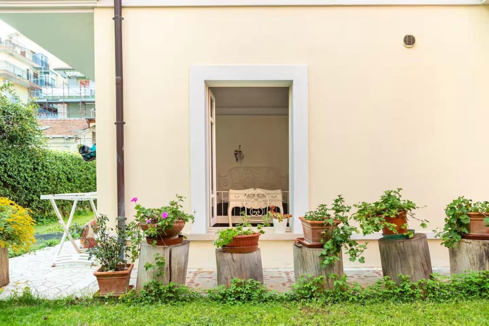 Property building, Patio, Spring, Day, Garden, Beach, Garden view