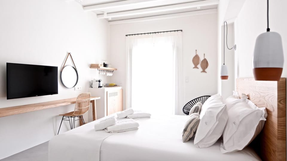 Bed, Photo of the whole room