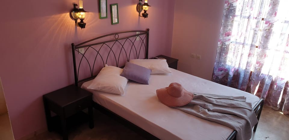 Ilios Apartments Apartment hotel in Poros